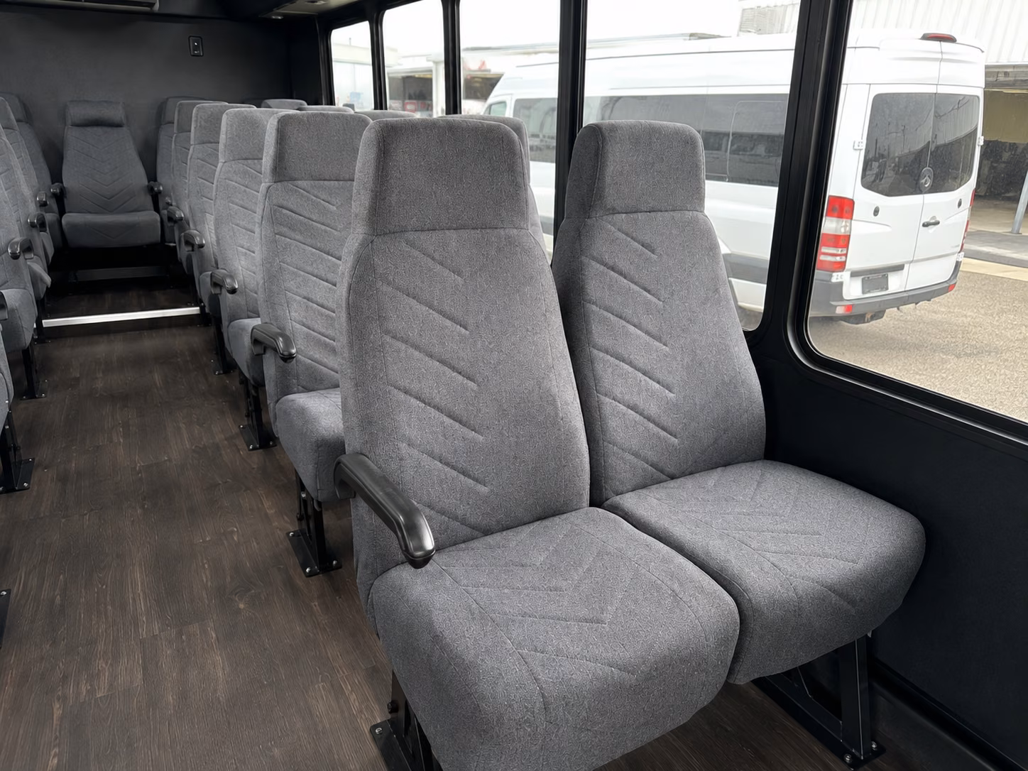 busrentalcompanybirmingham com is ready to help birmingham high schools book minibuses for smaller prom groups